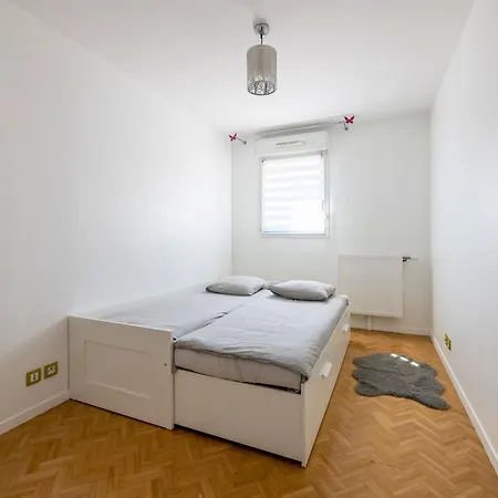 L'instant Versailles - Proche Golf & Centre Apartment *